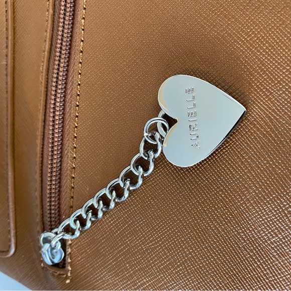 NWOT AURIELLE By CarryLand Leather Tan & Brown Backpack - Picture 4 of 7